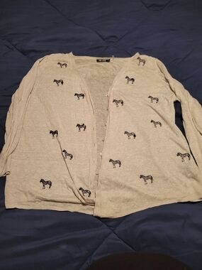 Women's Light Gray Zebra-Print Cardigan Sweater
